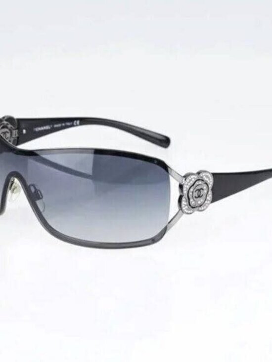 Chanel CC Logo Rhinestone Camellia Sunglasses Shield Gradient Swarovski Crystal main image 8